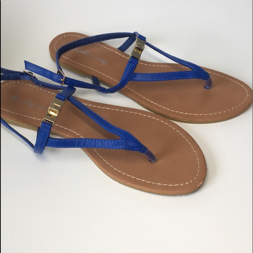 blue sandals - women’s size 8